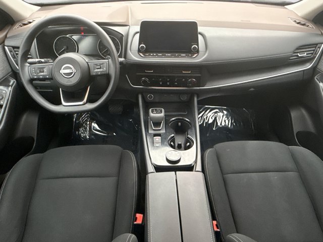Used 2023 Nissan Rogue S AWD/4WD image 14