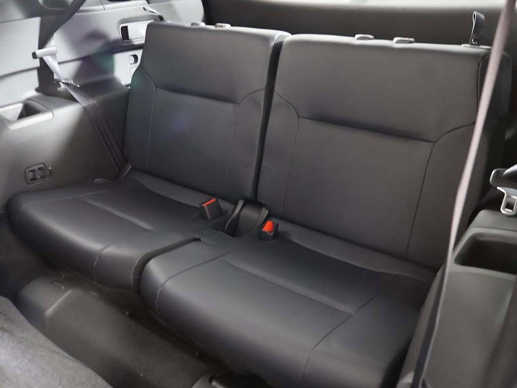 New 2025 Mitsubishi Outlander SE FWD image 35