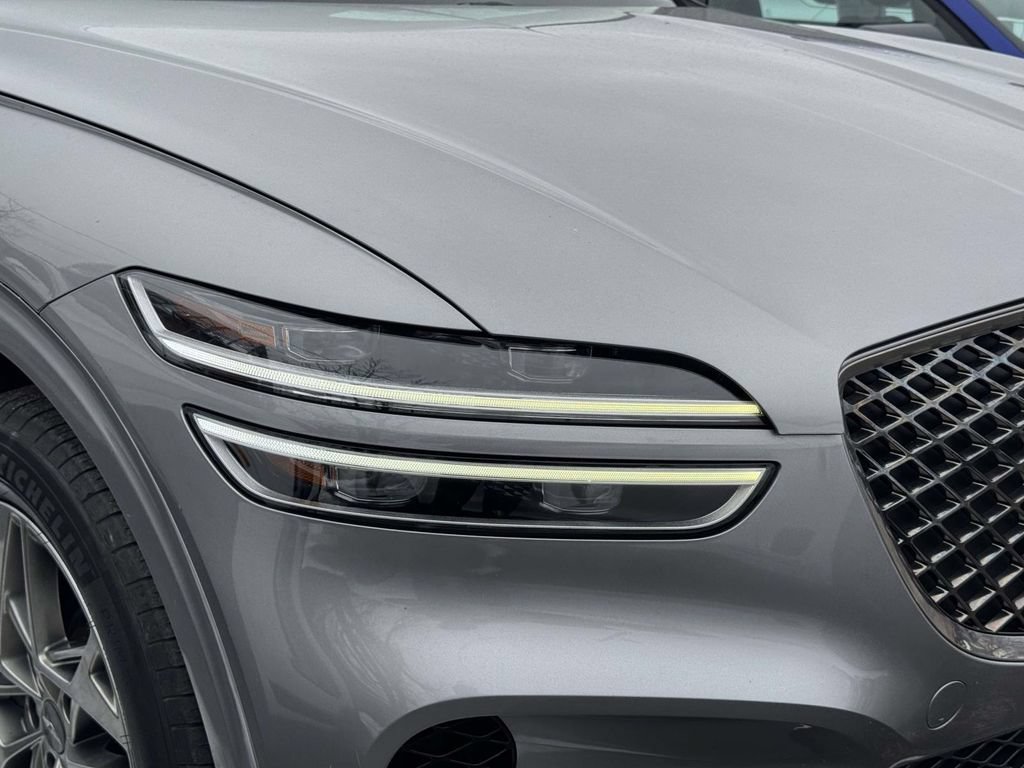 Certified 2023 Genesis GV70 2.5T w/ Select Package AWD/4WD image 4