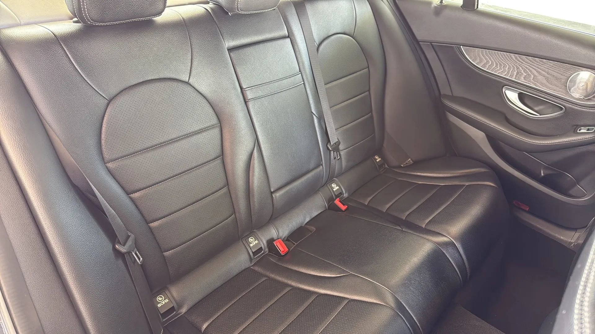 Used 2015 Mercedes-Benz C 300 Sedan image 36