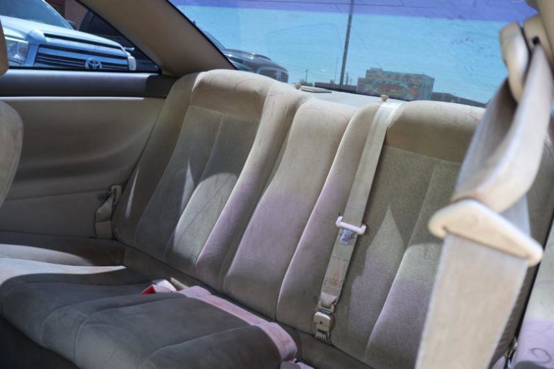 Used 1999 Toyota Solara SE FWD image 21