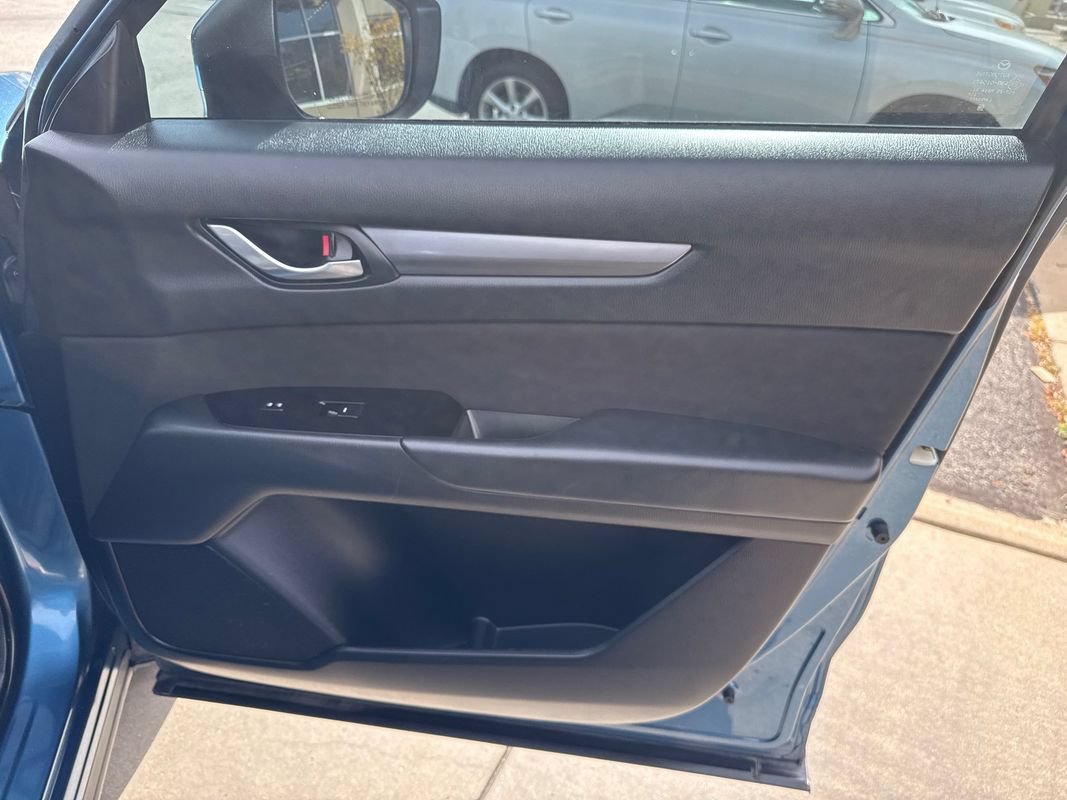 Used 2019 MAZDA CX-5 Sport w/ I-ACTIVSENSE Package AWD/4WD image 17