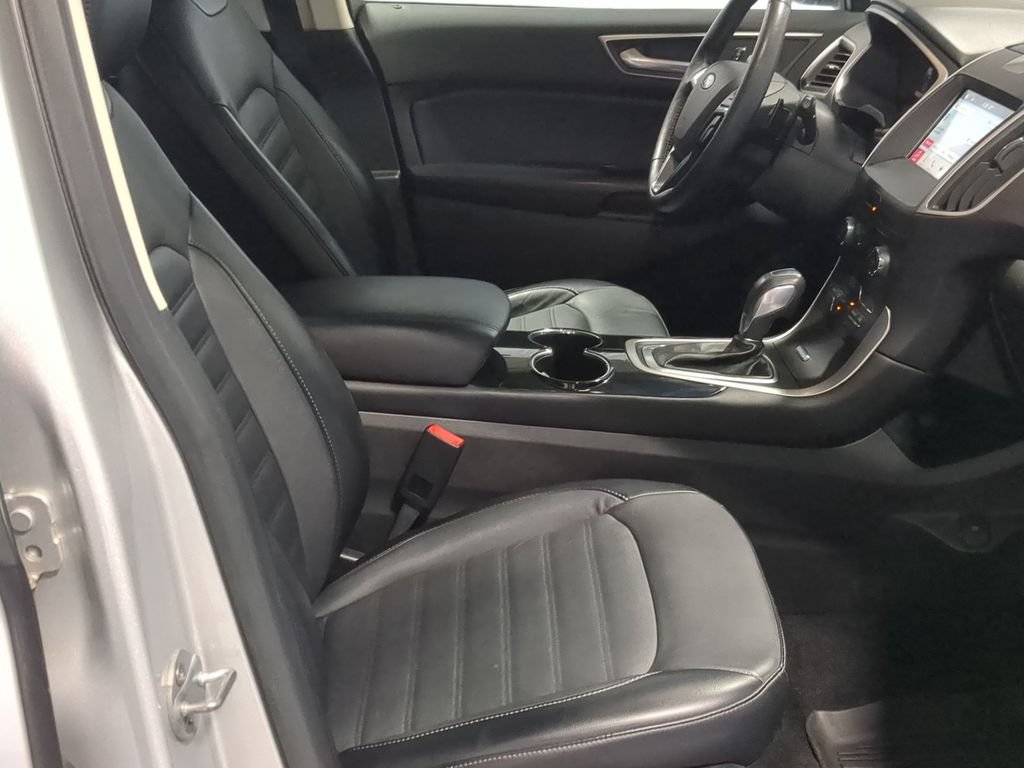 Used 2018 Ford Edge SEL w/ Equipment Group 201A AWD/4WD image 26