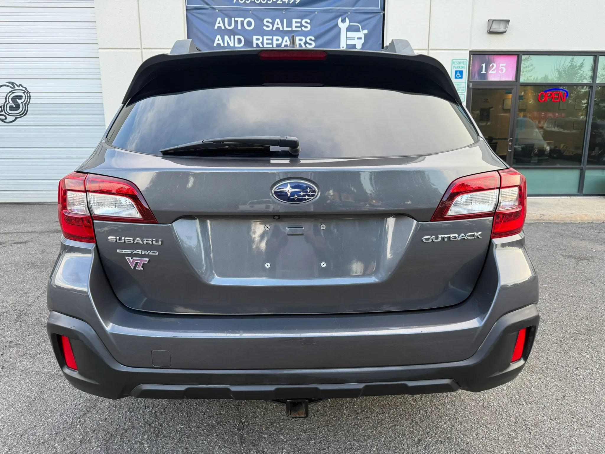 Used 2018 Subaru Outback 2.5i Premium AWD/4WD image 13