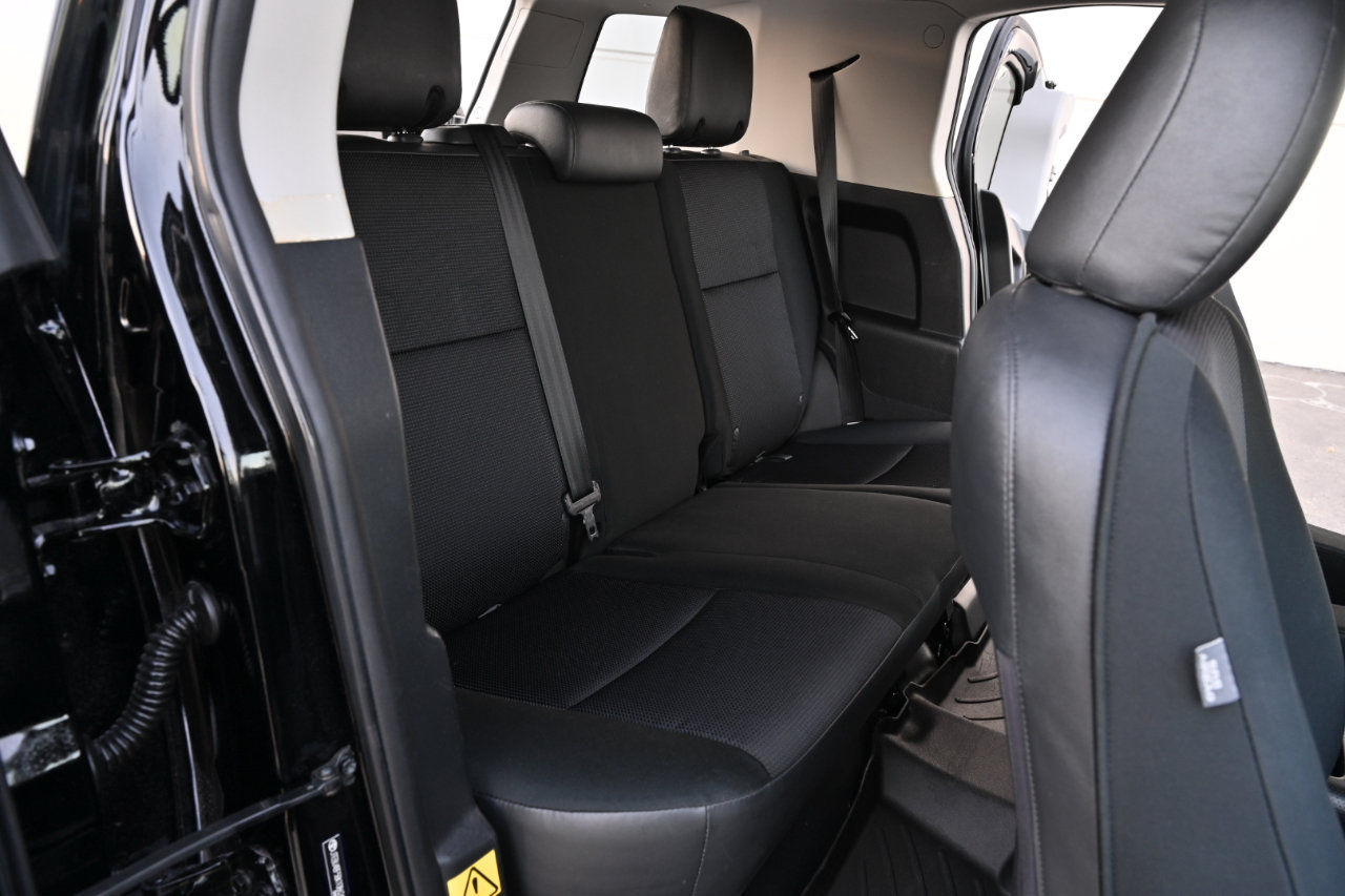 Used 2011 Toyota FJ Cruiser 4WD w/ Convenience Pkg image 17