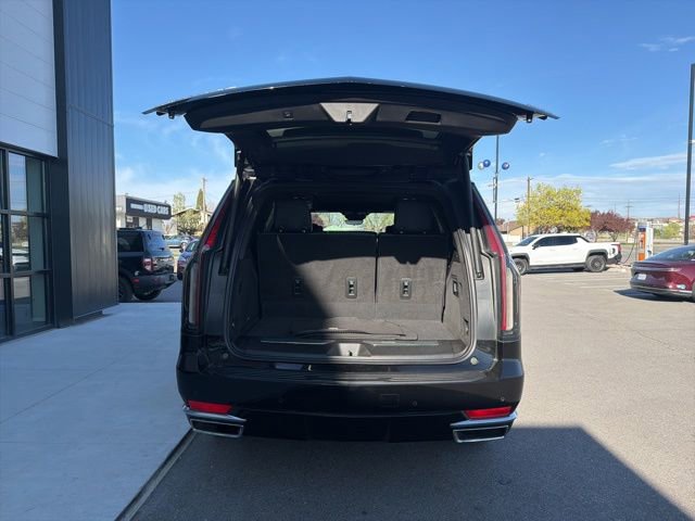 Used 2021 Cadillac Escalade Premium Luxury w/ Driver Assist Tech Package AWD/4WD image 8