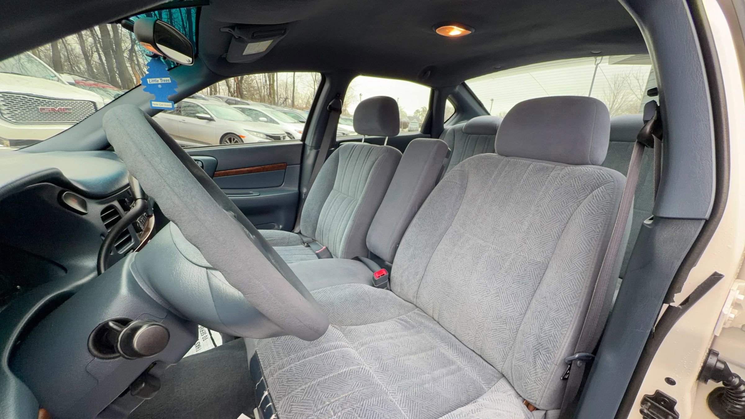 Used 2004 Chevrolet Impala Sedan image 18