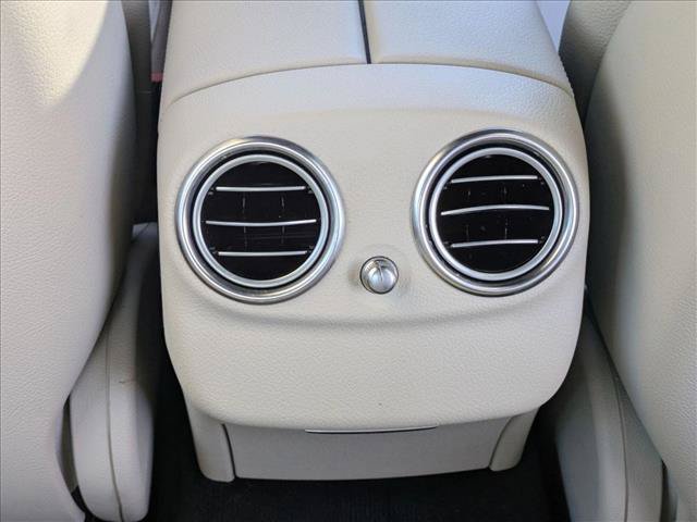 Used 2019 Mercedes-Benz E 300 image 18