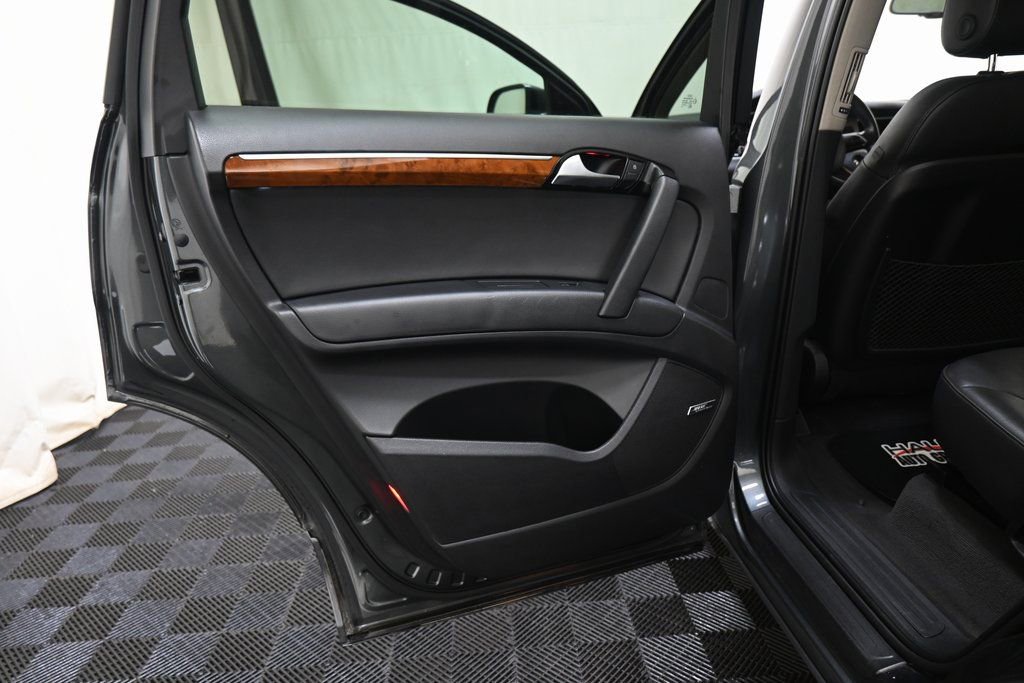 Used 2015 Audi Q7 3.0T Premium Plus image 19