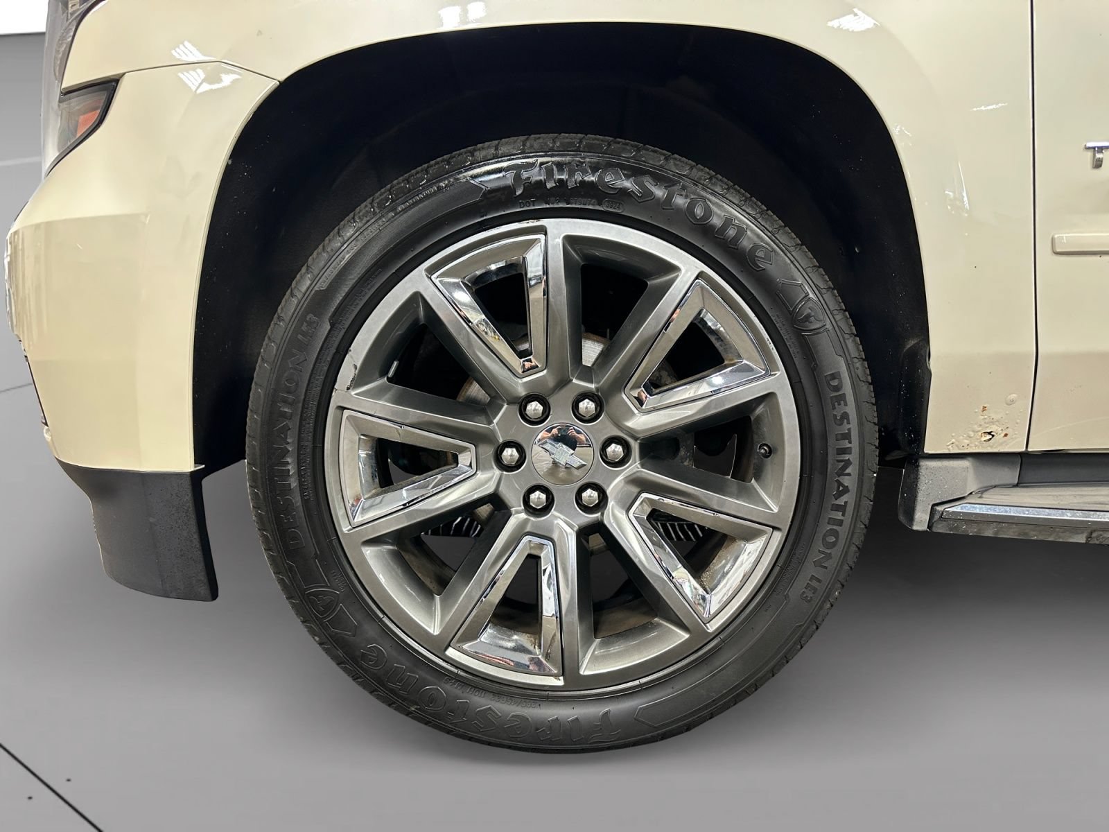 Used 2015 Chevrolet Tahoe LTZ AWD/4WD image 12