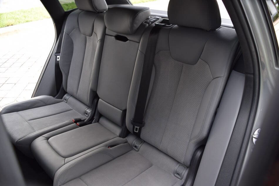 Used 2022 Audi SQ5 Premium Plus image 40