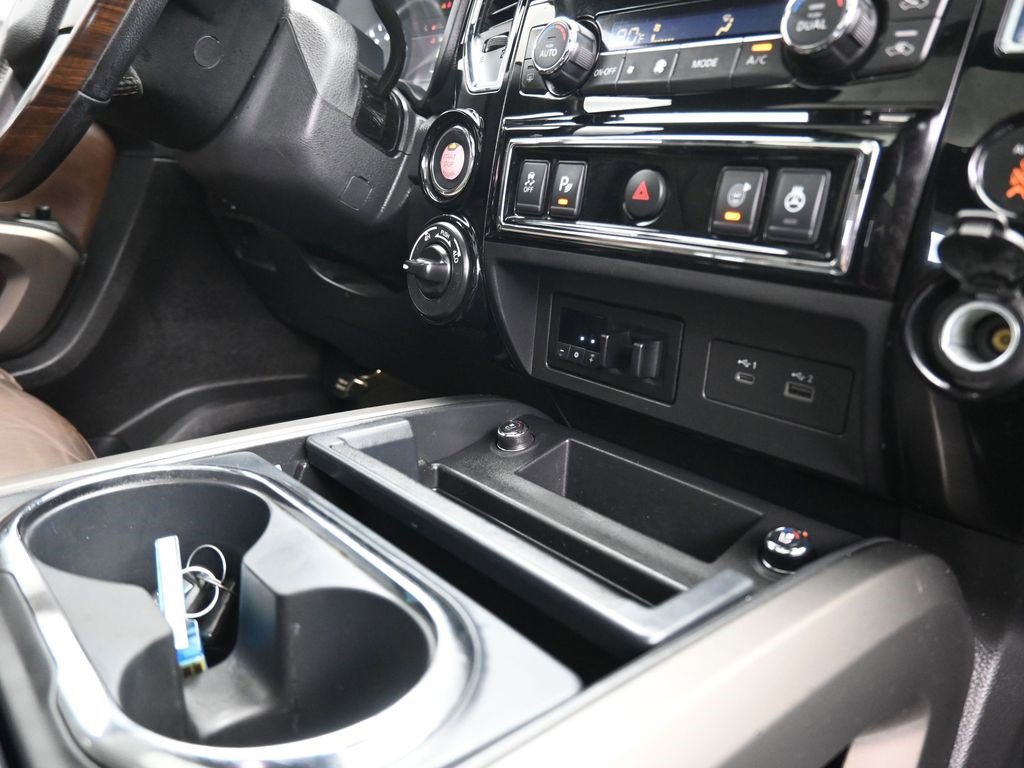 Used 2021 Nissan Titan Platinum Reserve w/ Moonroof Package image 54