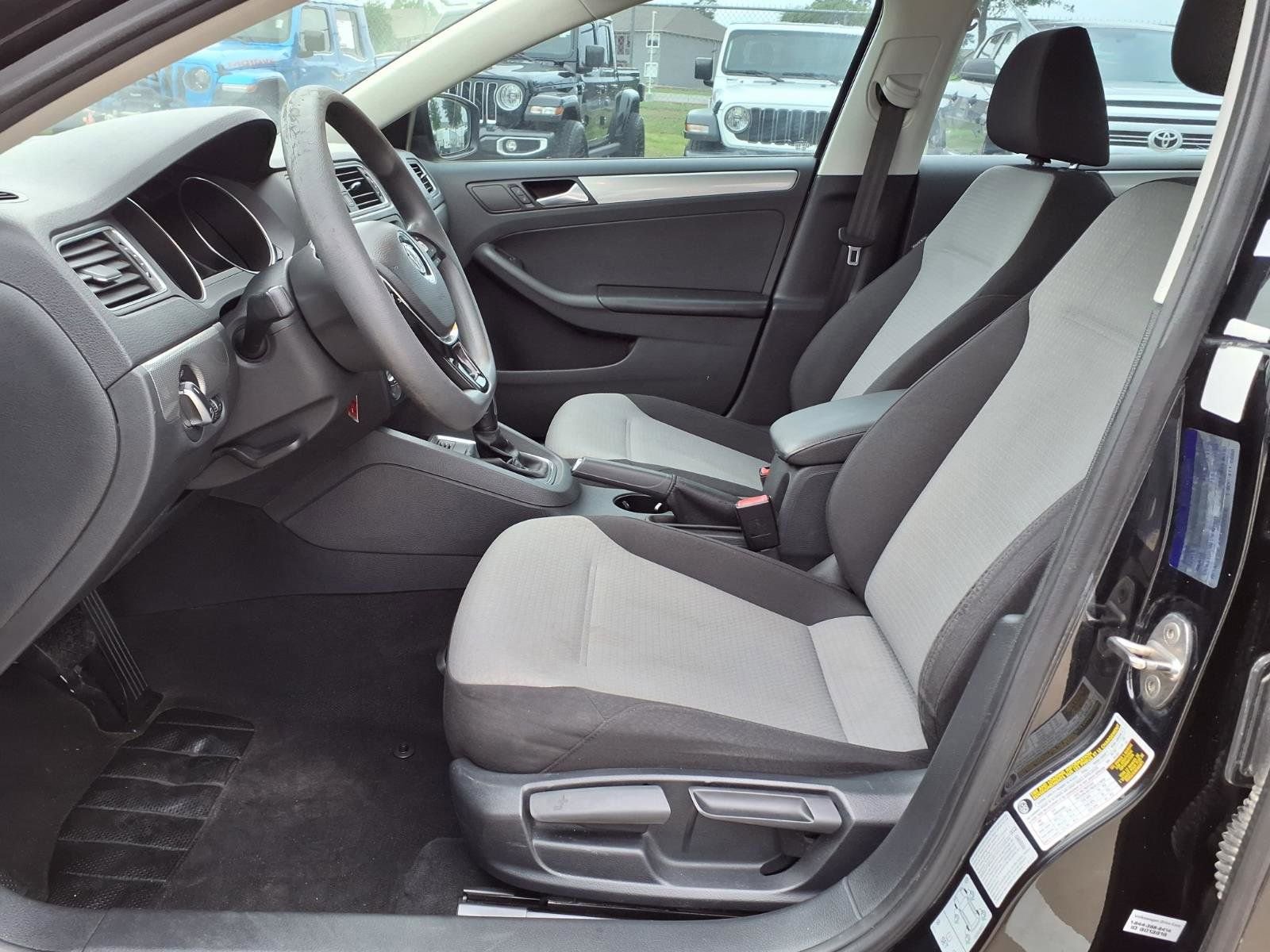 Used 2017 Volkswagen Jetta S FWD image 15