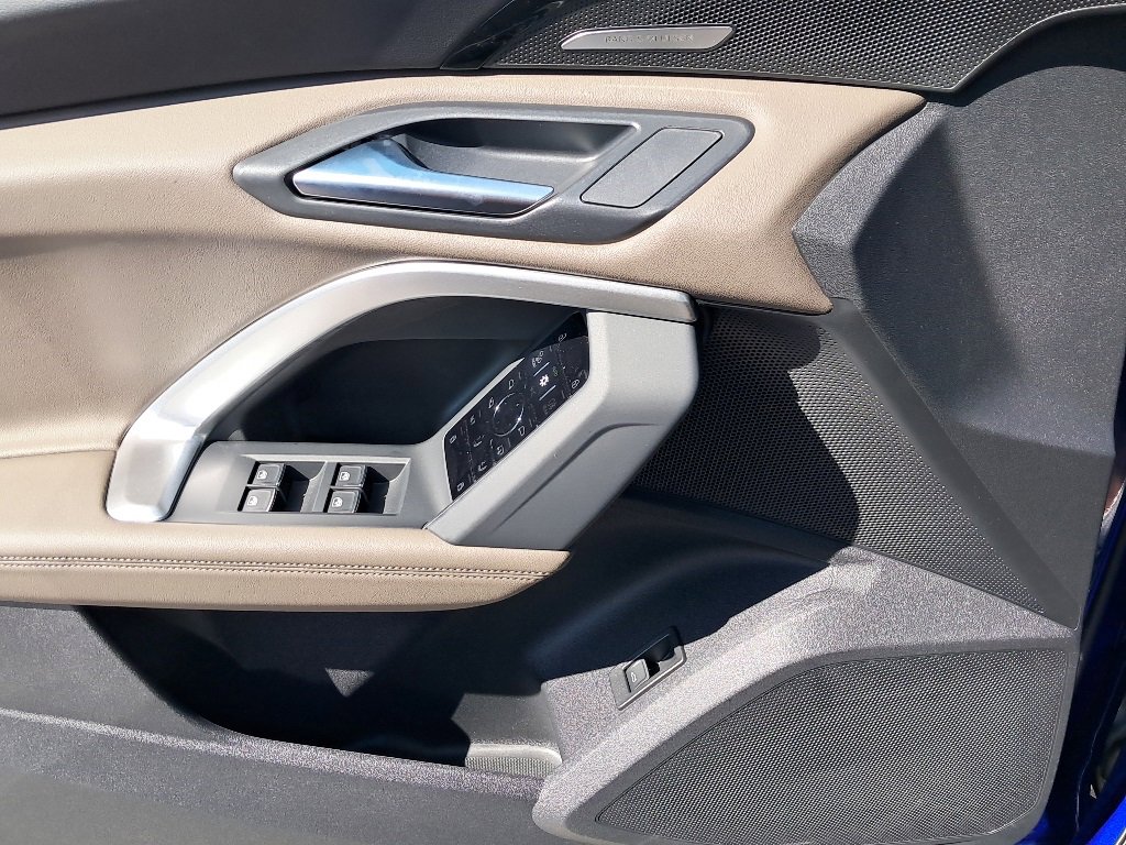 New 2025 Audi Q5 Prestige image 10