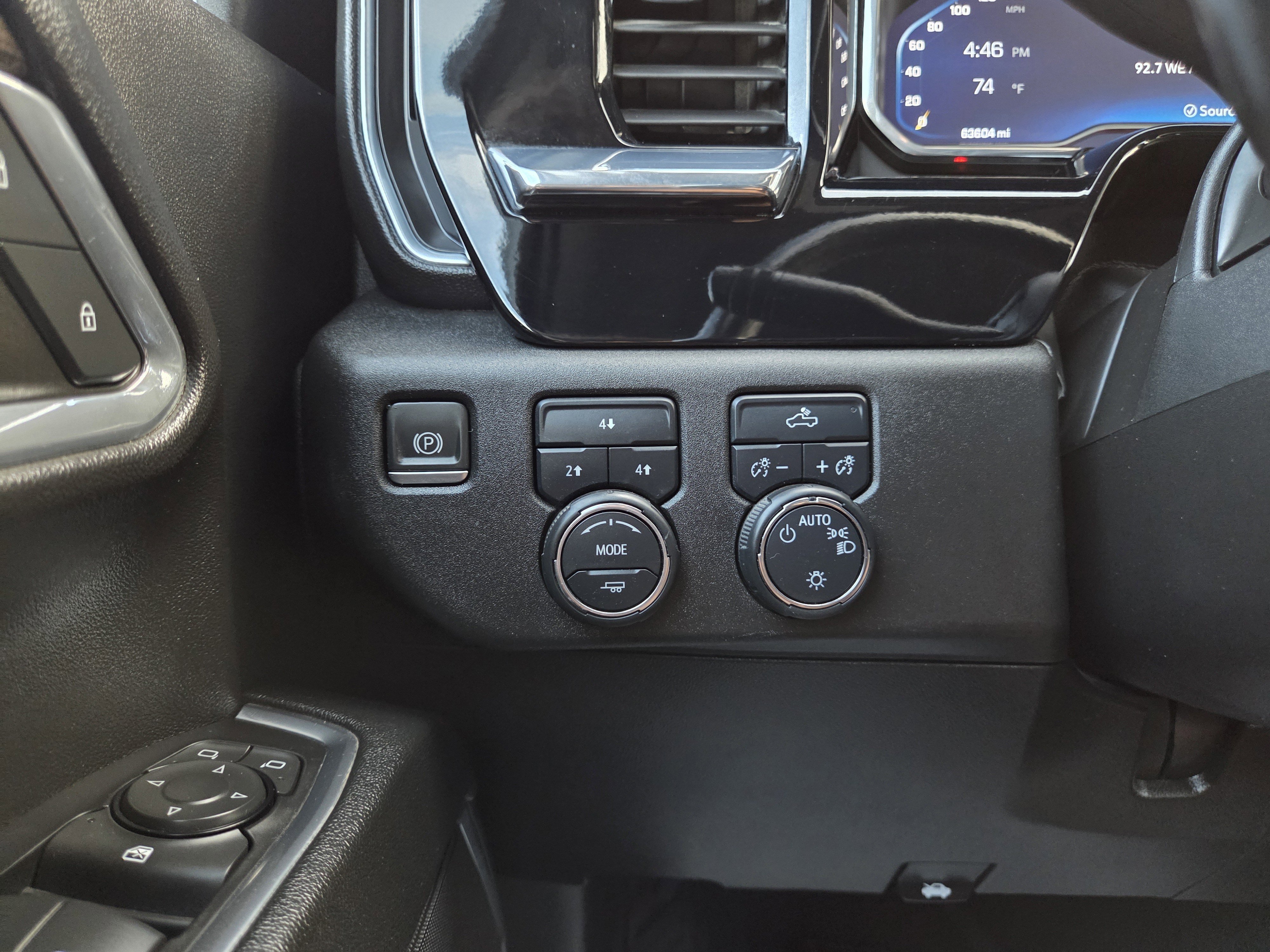 Used 2024 Chevrolet Silverado 2500 LT image 41