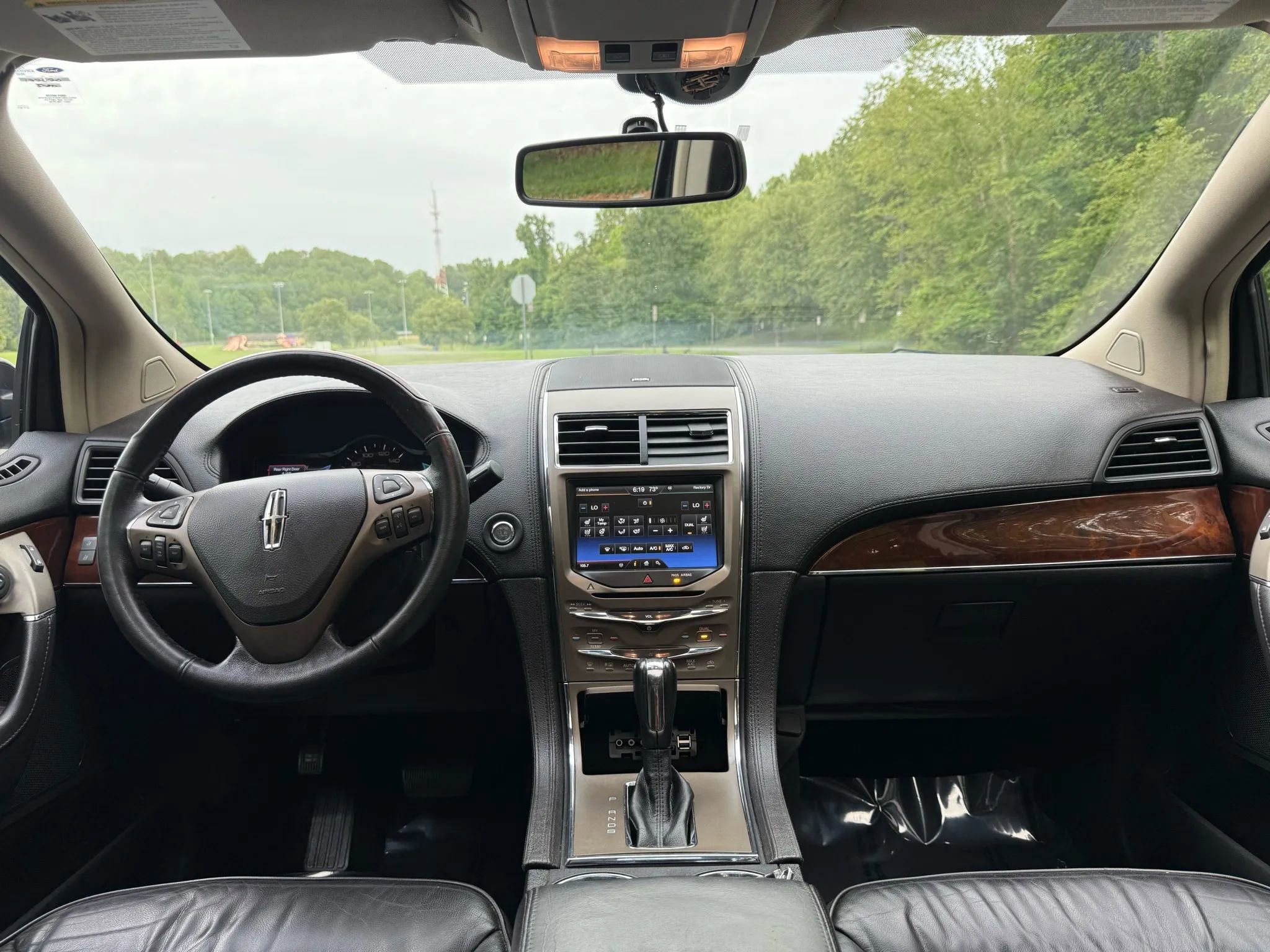 Used 2014 Lincoln MKX AWD w/ Equipment Group 102A image 28