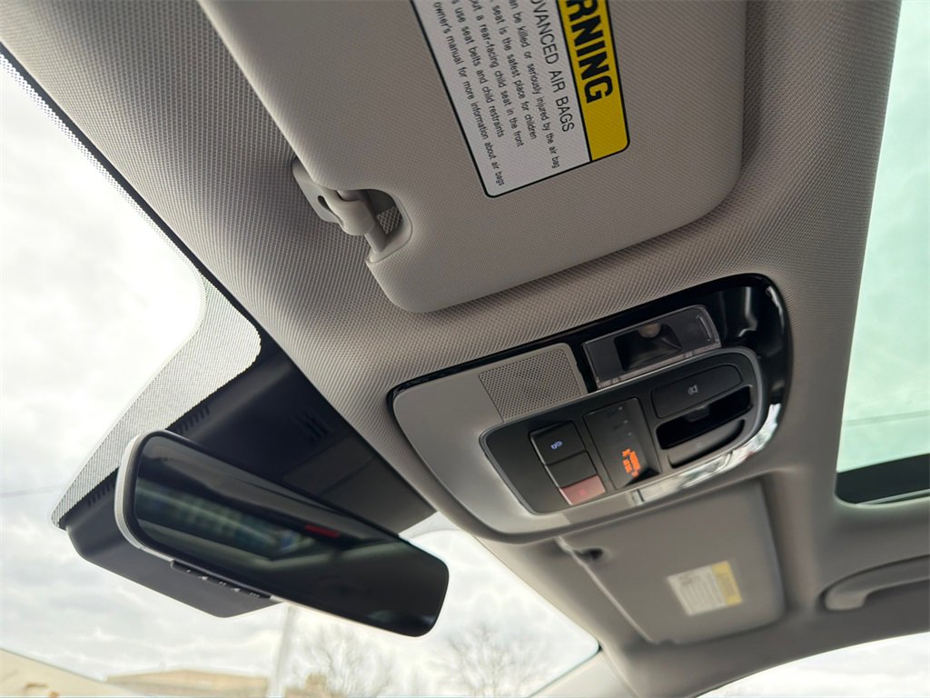 Used 2024 Hyundai Tucson Limited image 31