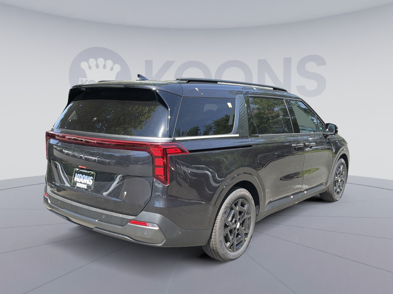 New 2026 Kia Carnival SX w/ SX Dark Edition Package FWD image 7