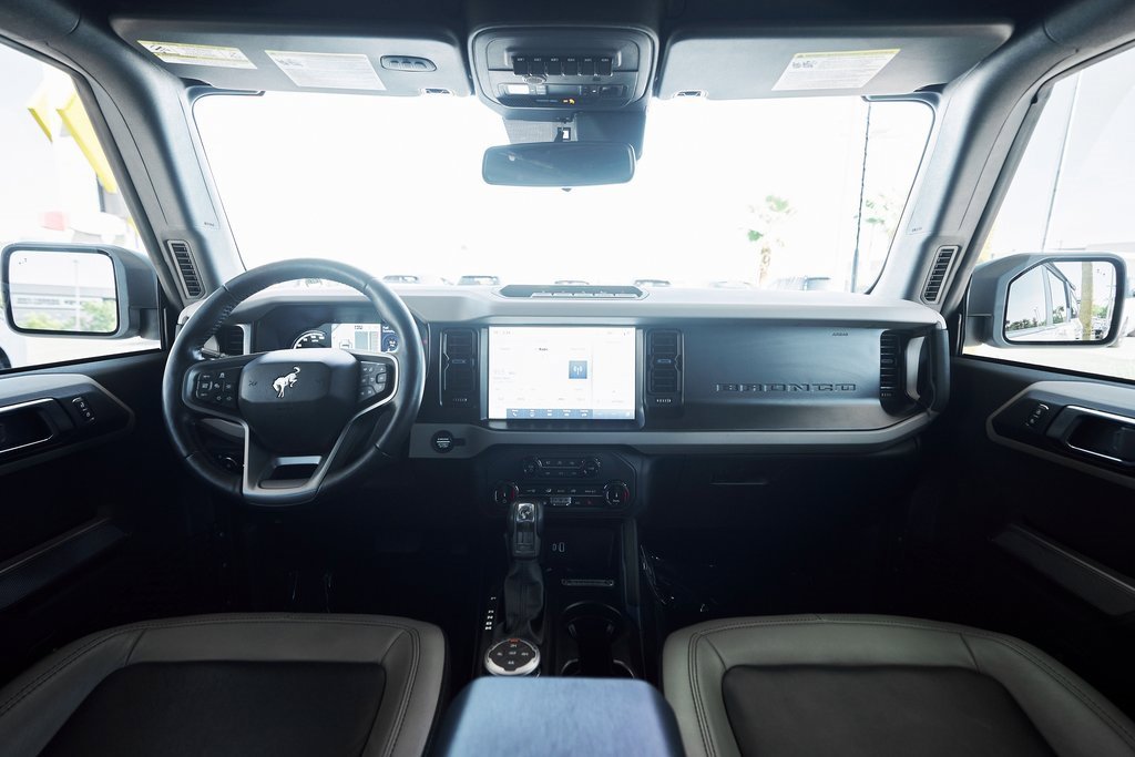 Used 2022 Ford Bronco Wildtrak image 32