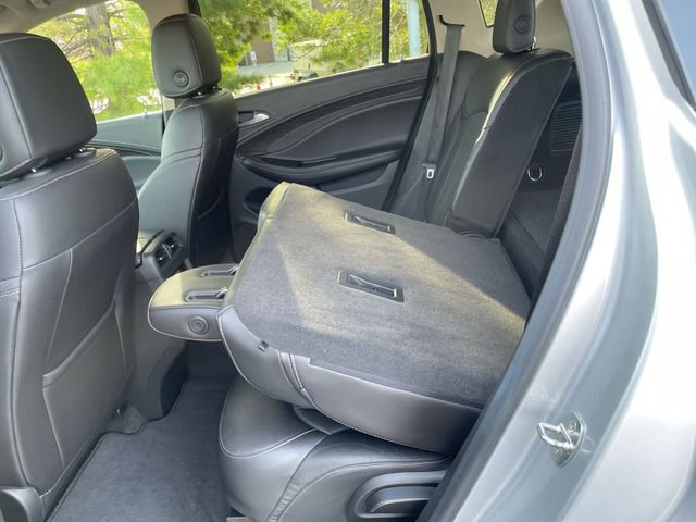 Used 2018 Buick Envision Essence image 13