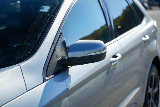 Used 2022 Ford Edge ST image 10