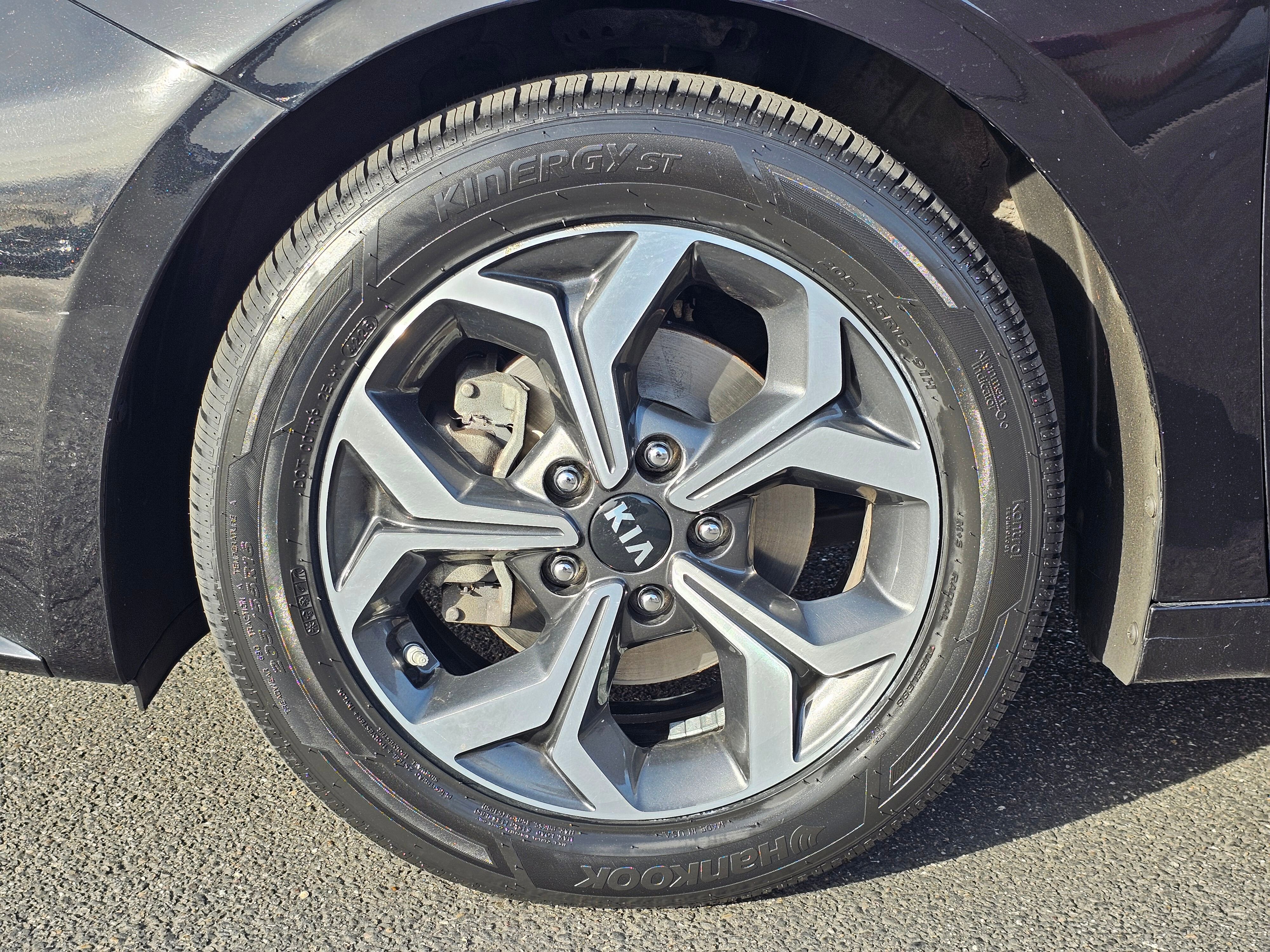 Used 2021 Kia Forte LXS image 8