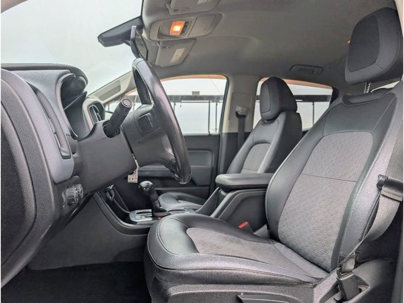 Used 2016 Chevrolet Colorado Z71 w/ LPO, Gearon Divider Package image 14