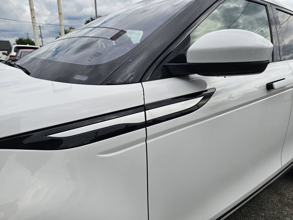 Used 2020 Land Rover Range Rover Evoque SE AWD/4WD image 16