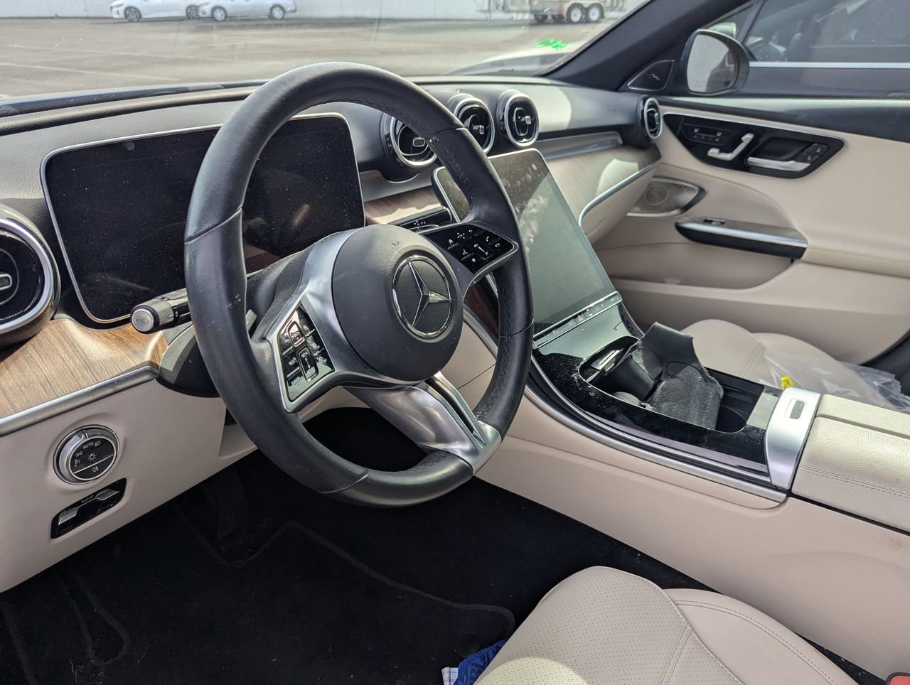 Used 2023 Mercedes-Benz C 300 Sedan image 8