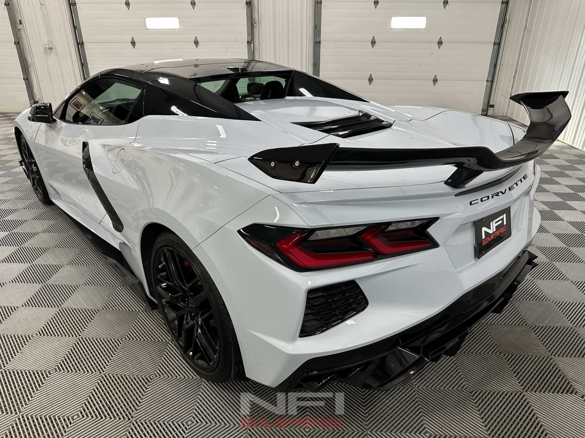Used 2021 Chevrolet Corvette Stingray Premium Conv w/ Z51 Performance Package RWD image 10