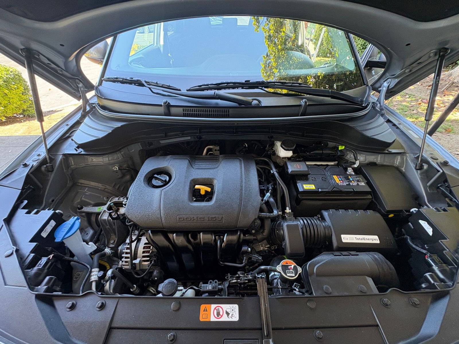 Used 2025 Kia Soul LX w/ LX Technology Package FWD image 30
