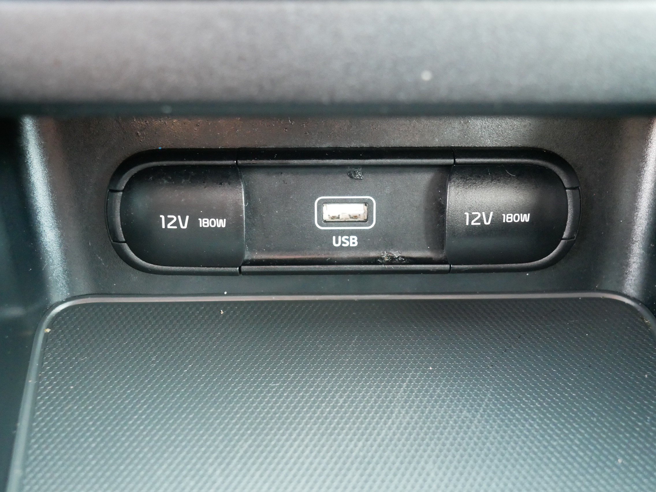Certified 2023 Kia Forte LXS w/ LXS Technology Package FWD image 33