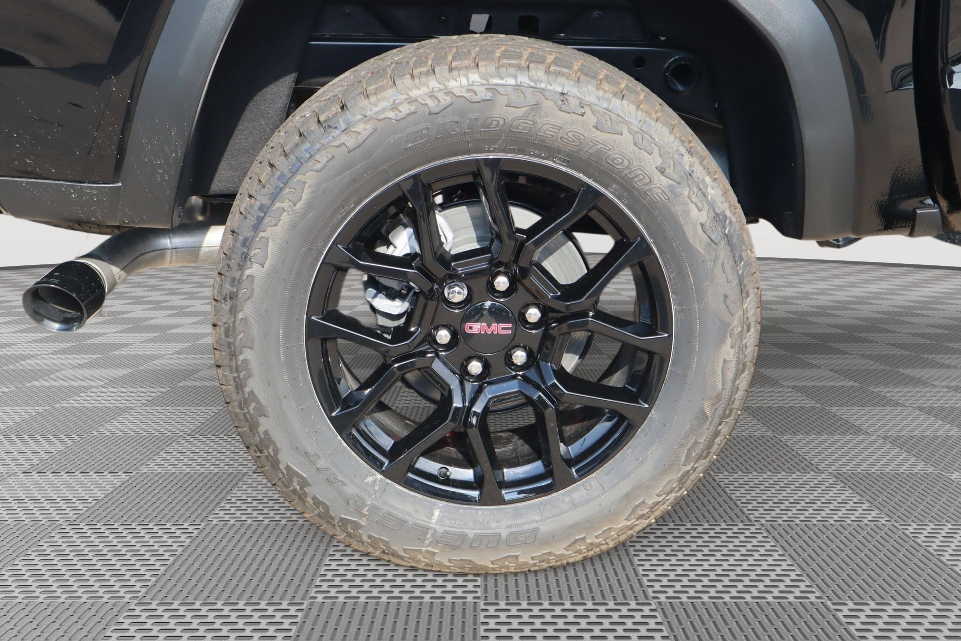 New 2026 GMC Canyon Denali w/ LPO, Denali Black Edition AWD/4WD image 20