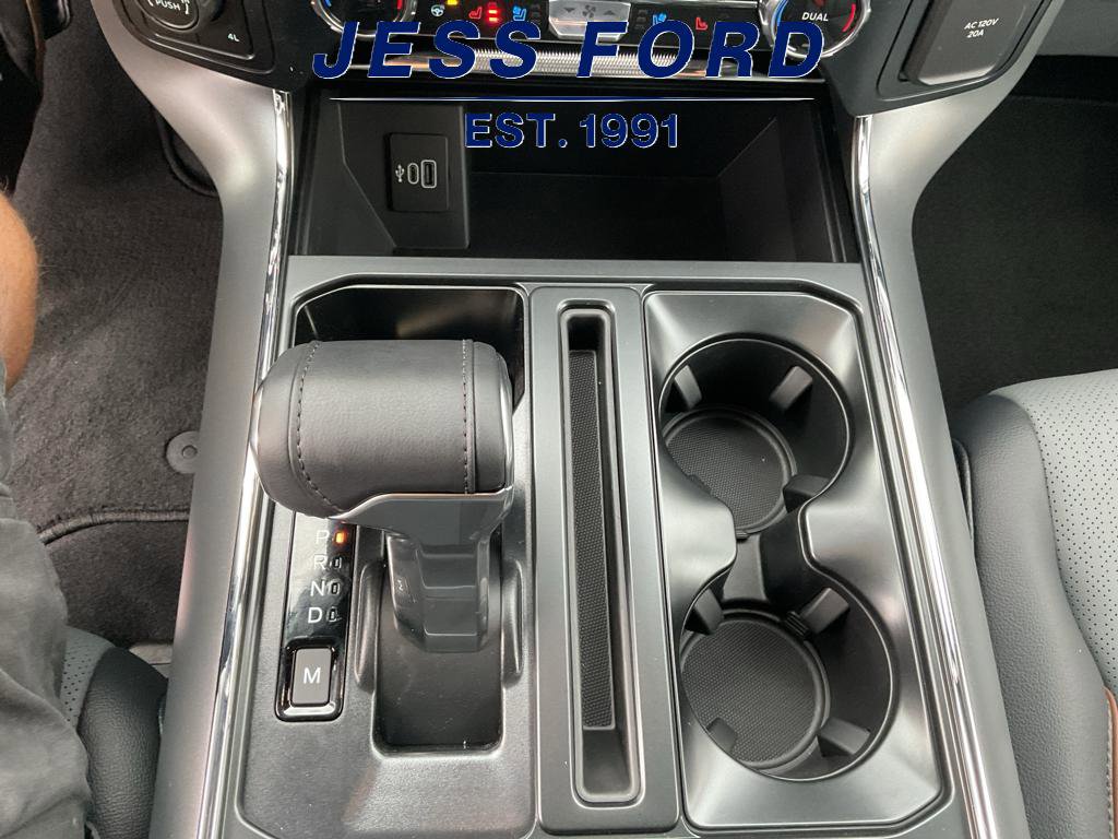 New 2025 Ford F150 Lariat w/ Equipment Group 501A Mid image 18