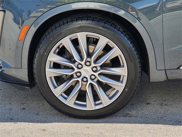 Used 2021 Cadillac XT6 Sport image 9