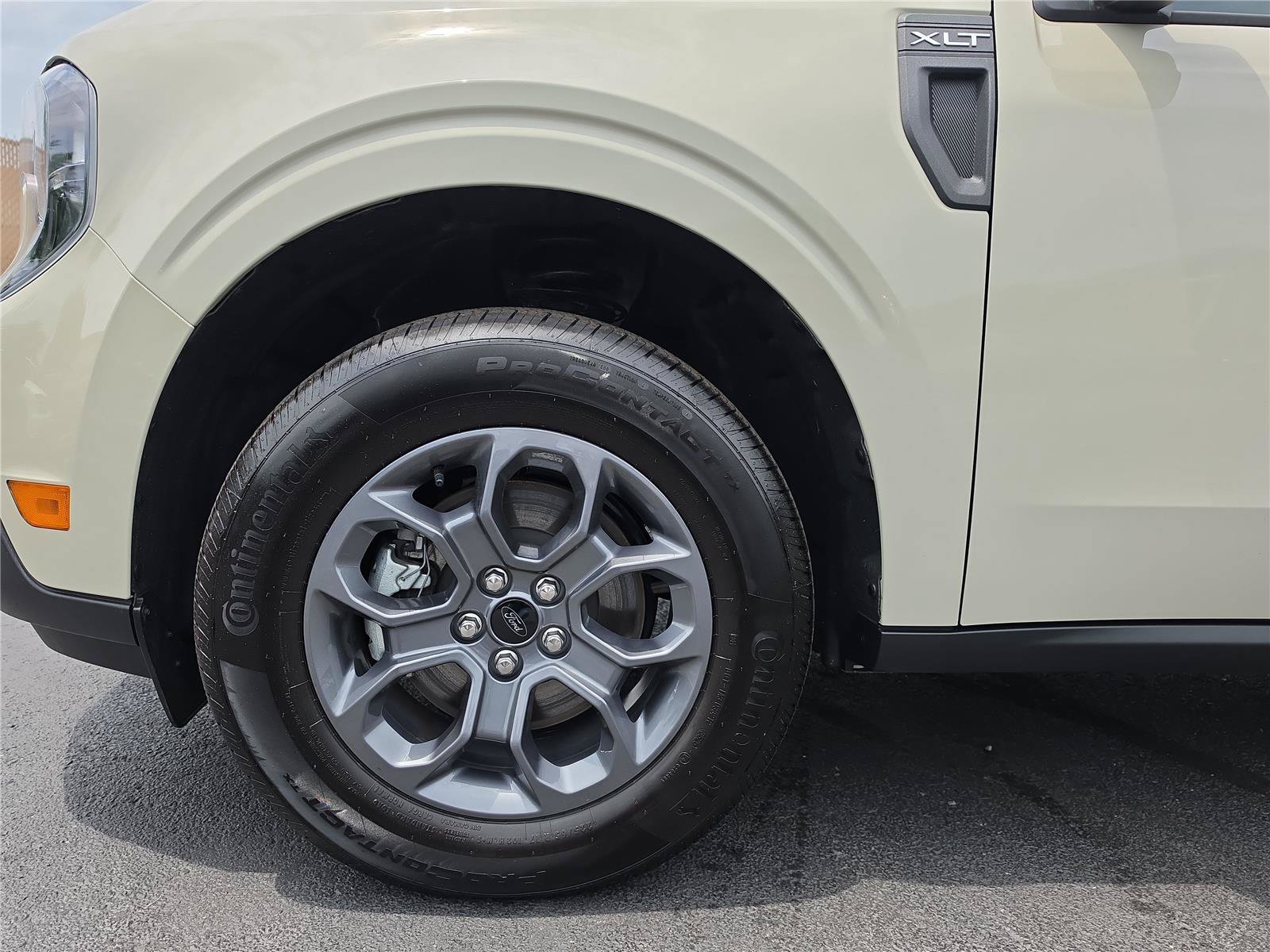 Used 2025 Ford Maverick XLT w/ XLT Luxury Package FWD image 11