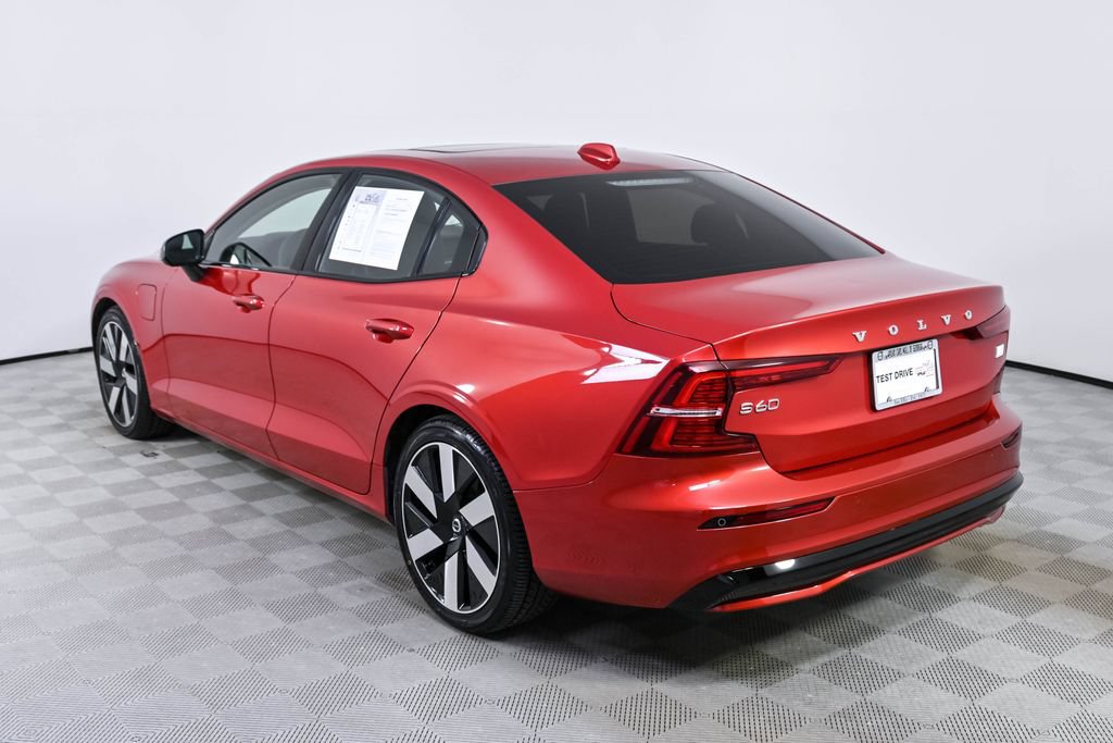 Certified 2024 Volvo S60 T8 Core w/ Climate Package AWD/4WD image 4