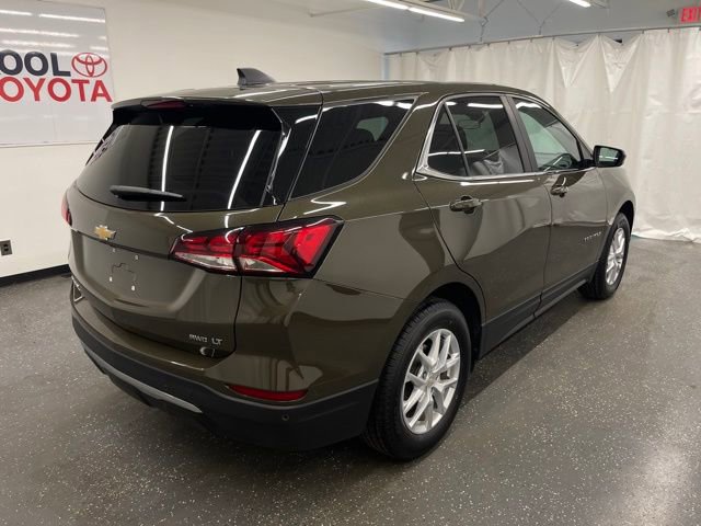 Used 2023 Chevrolet Equinox LT image 3