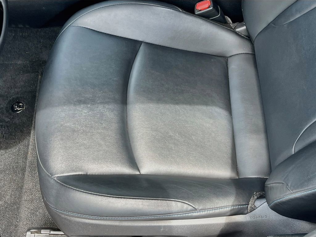 Used 2022 Toyota Prius Limited FWD image 20