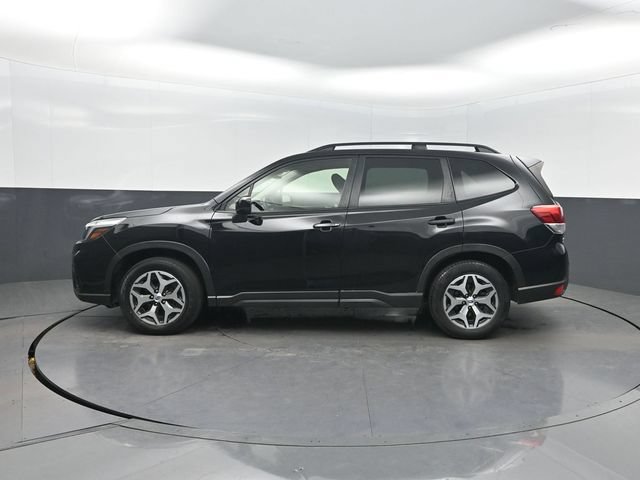 Used 2020 Subaru Forester Premium AWD/4WD image 2