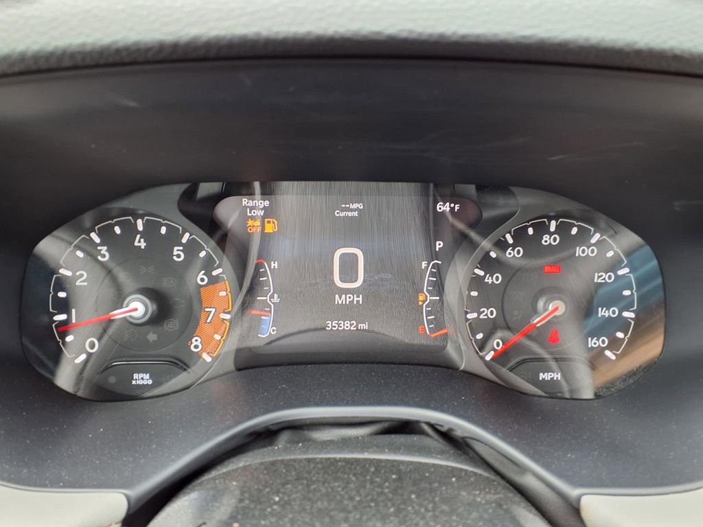 Used 2025 Jeep Compass Limited image 21