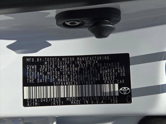 Used 2024 Toyota Corolla LE FWD image 23