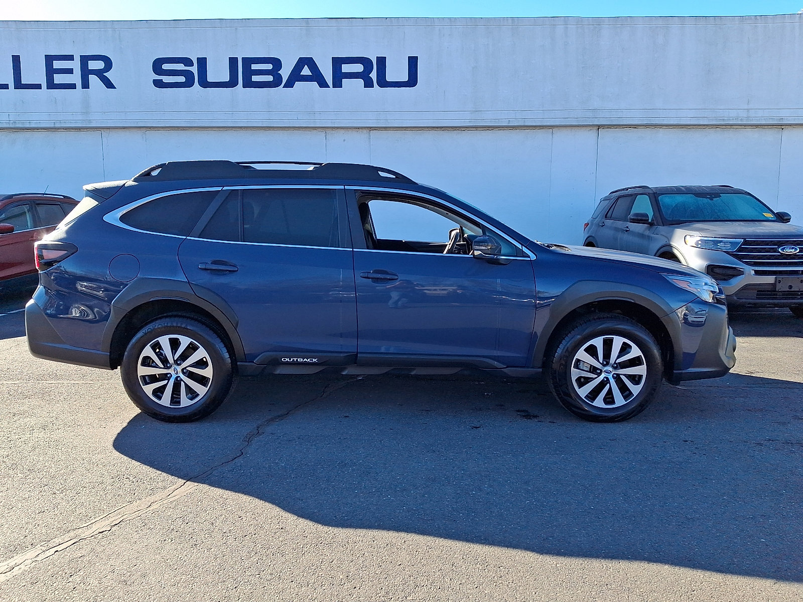 Certified 2025 Subaru Outback Premium w/ Popular Package #1A image 7