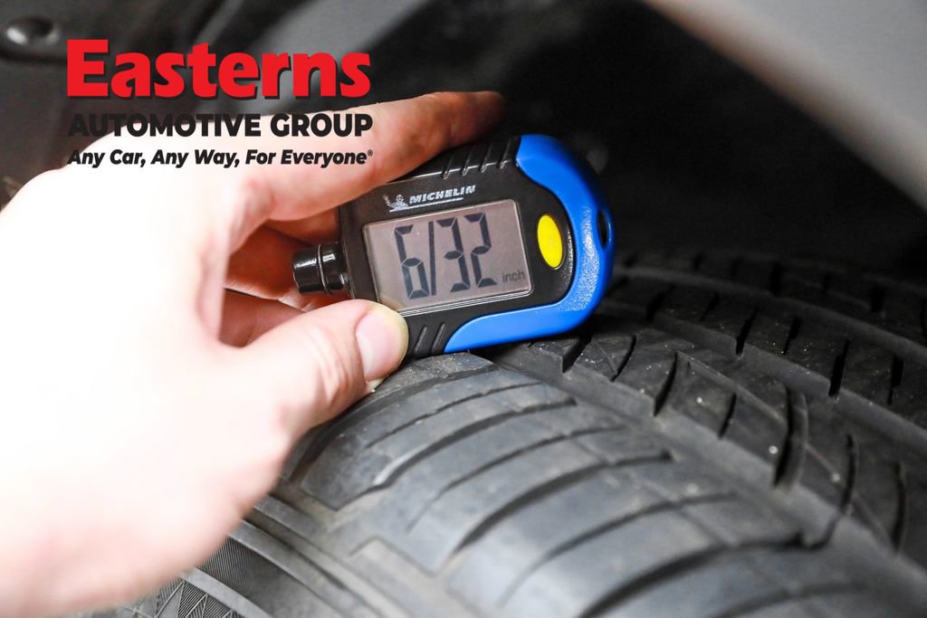 Used 2024 Nissan Pathfinder SL AWD/4WD image 28