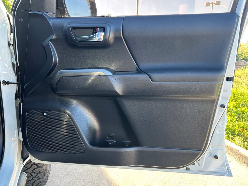 Used 2020 Toyota Tacoma TRD Pro AWD/4WD image 29