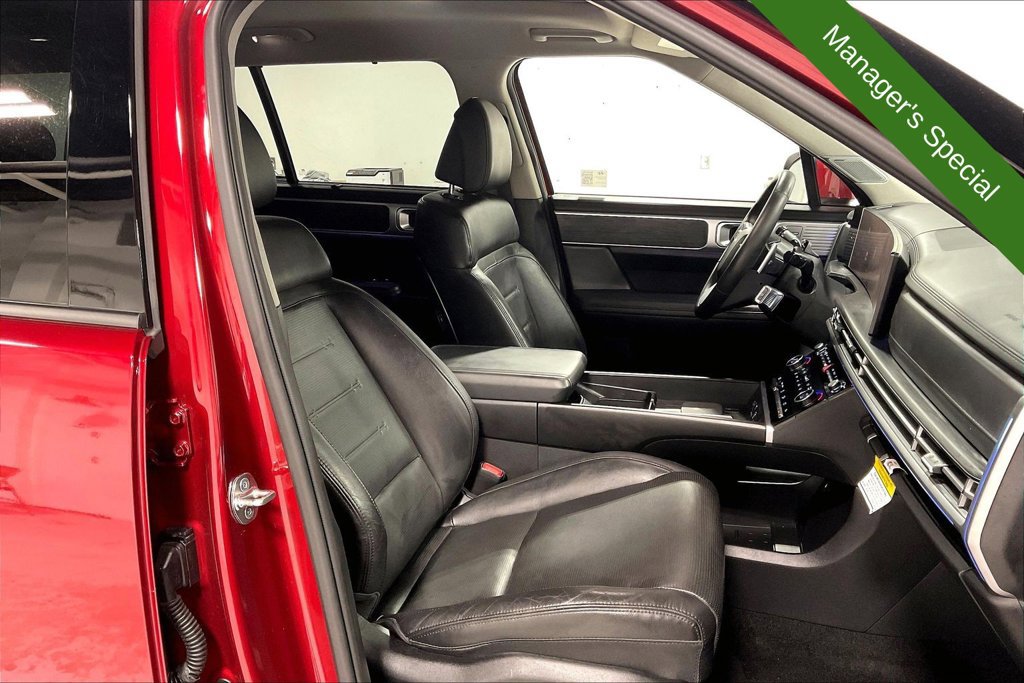Used 2024 Hyundai Santa Fe Limited FWD image 9