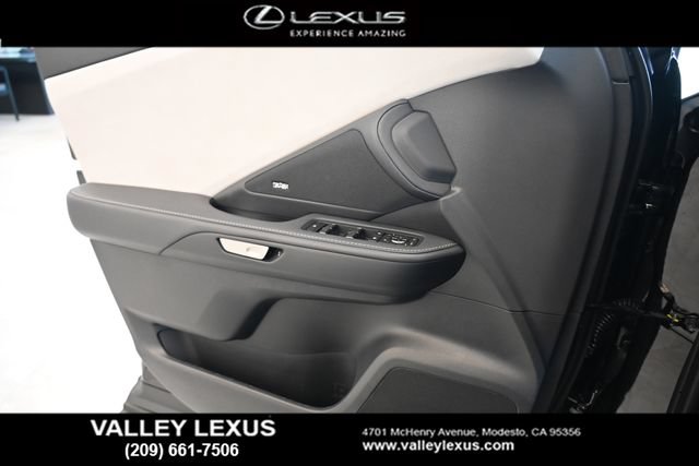 New 2026 Lexus TX 350 AWD image 10