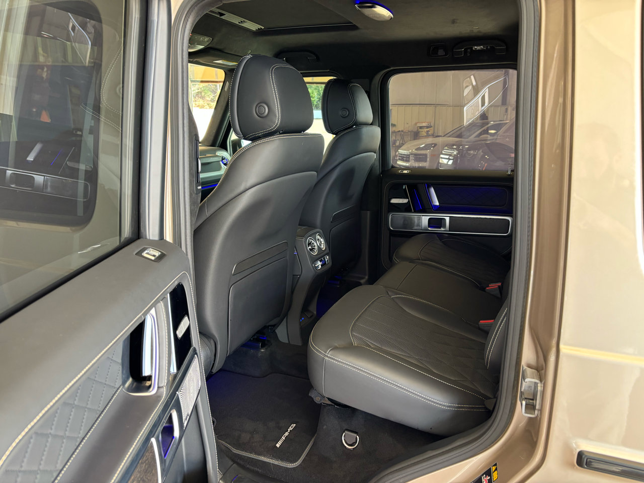 Used 2025 Mercedes-Benz G 63 AMG 4MATIC image 30