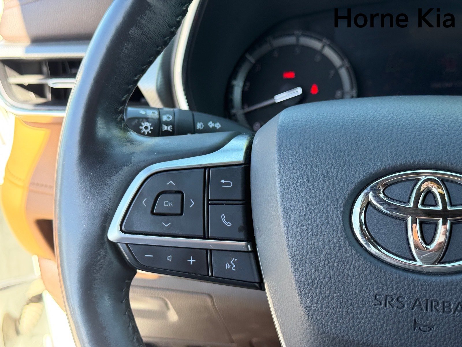 Used 2021 Toyota Highlander Platinum AWD/4WD image 19