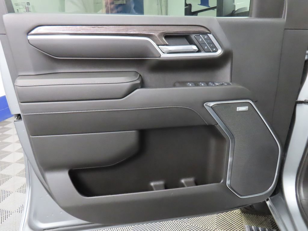 Used 2025 Chevrolet Silverado 2500 LTZ w/ LTZ Plus Package AWD/4WD image 81